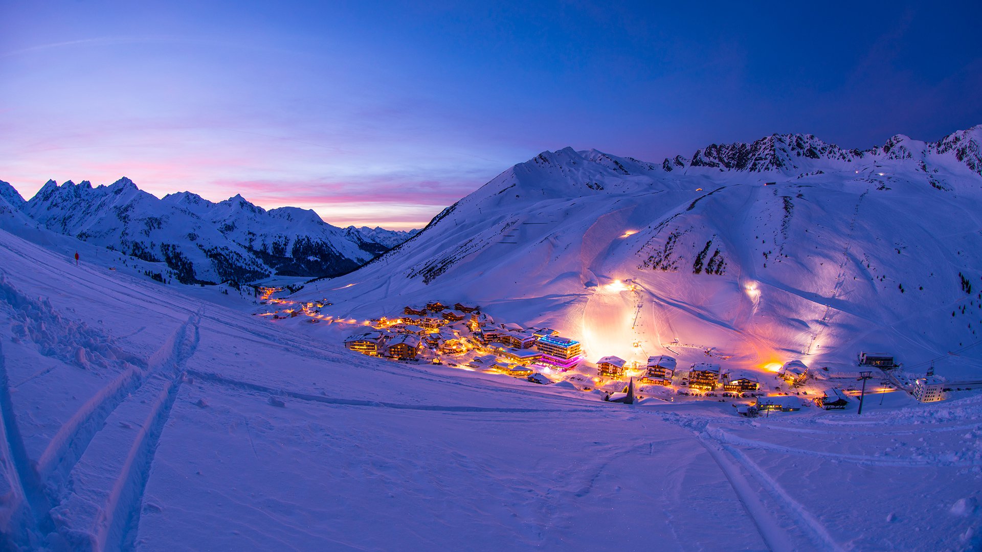 Das Kühtai ist ein schneesicheres Schigebiet in Tirol auf einer Höhe von 2.020 Metern ü.d.M.