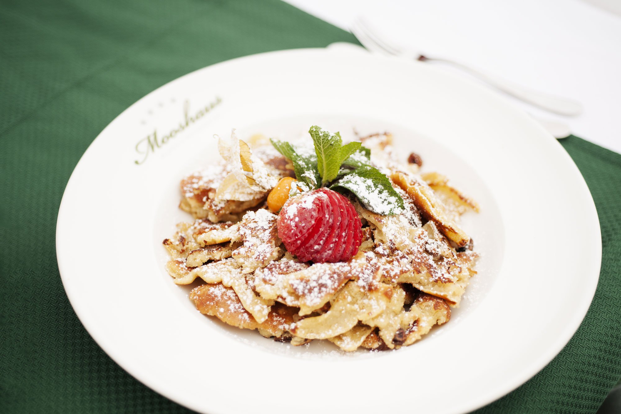 Fresh “Kaiserschmarren” with regional ingredients on the panoramic terrace at the hotel Mooshaus.